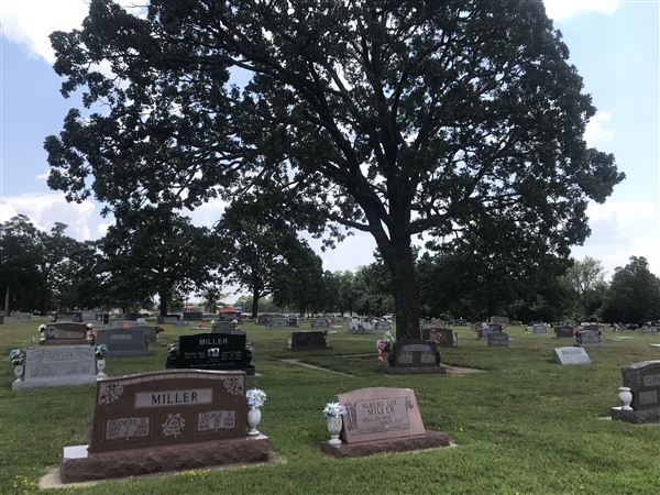 Oak Park Cemetery (8/5/2024 - Credits: Natalie Nell)