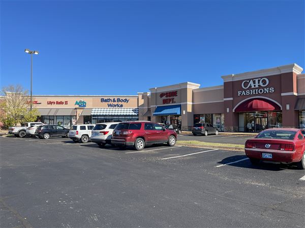 River City Plaza Shopping Center (11/6/2024 - Credits: Bryce Marshall)