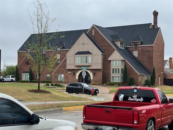 Sorority Row (Norman, OK) (4/4/2025 - Credits: OF+MO)