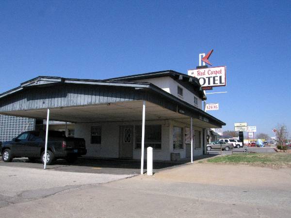 Red Carpet Motel (2/11/2009)