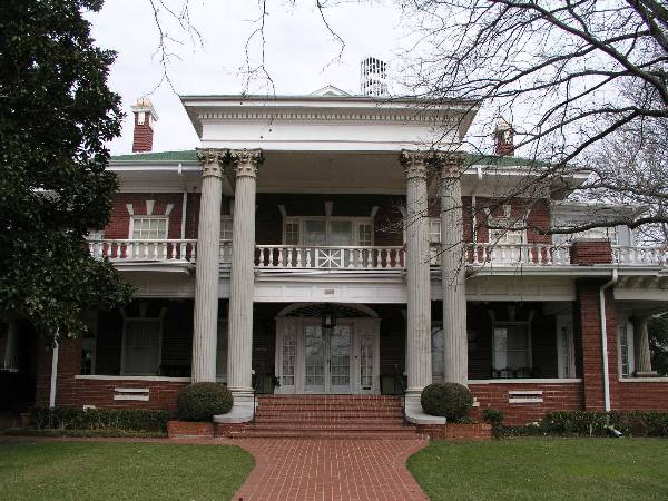 Hefner Mansion (6/4/2009)