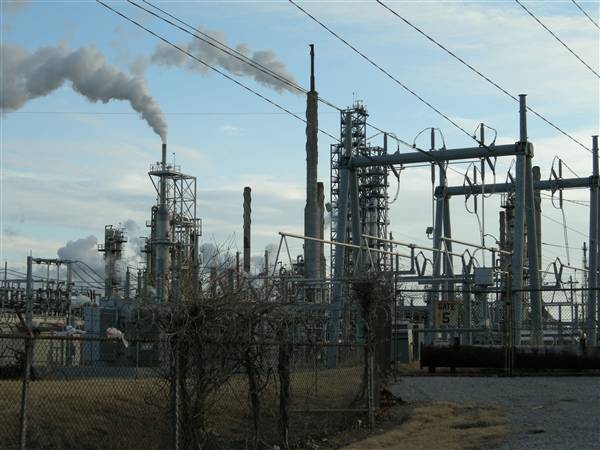 Sinclair Refinery (9/24/2009)