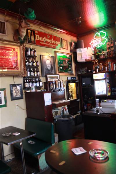 Arnies Bar - Location next to Midtown Adult Theatre. (11/10/2009 - Credits: Chuck Foxen)
