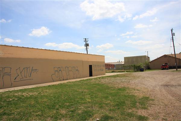 6th & Blackwelder (4/15/2010)