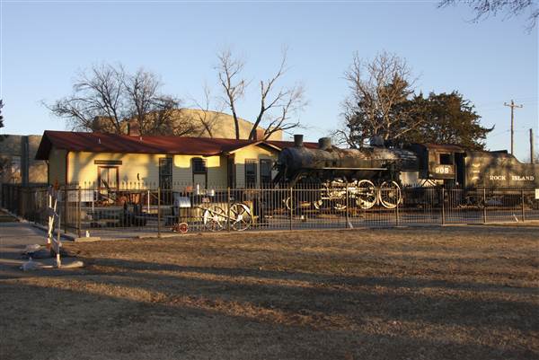 Duncan Rock Island Train Depot Museum and Gift Shop (4/24/2014)