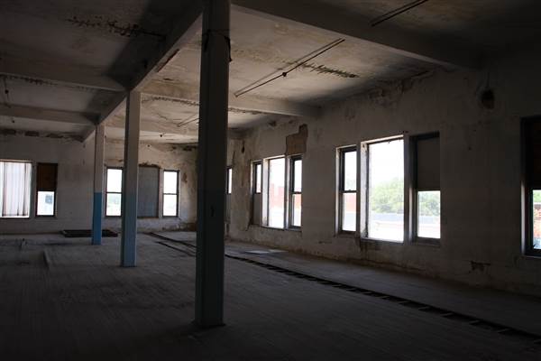 Empty Building (9/2/2014 - Credits: Erica Laub)