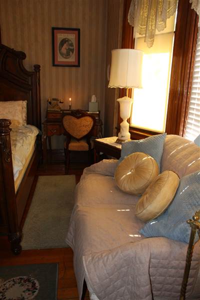 Grandison Inn Bed & Breakfast (9/3/2014 - Credits: Yousef Kazemi)
