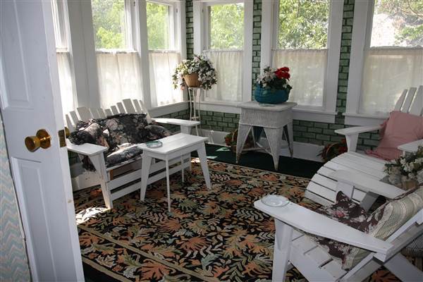 Stone Lion Inn Bed and Breakfast Guthrie (9/11/2014)