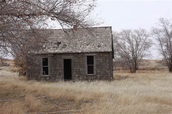 Old Barn and Farmhouse - EW 32 (12/10/2014 - Credits: Yousef Kazemi)