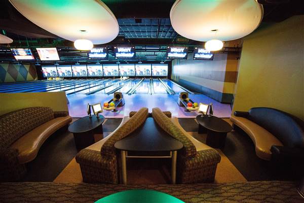 Andy B's Bowling Lanes (2/25/2015)
