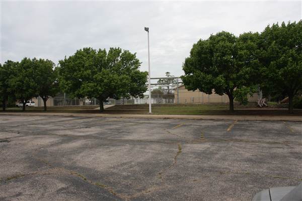 Woodlake Complex (4/24/2015 - Credits: Yousef Kazemi)