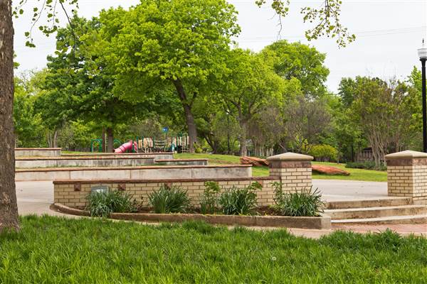 Mesta Park Historical Neighborhood (4/30/2015 - Credits: Layne Inselman)