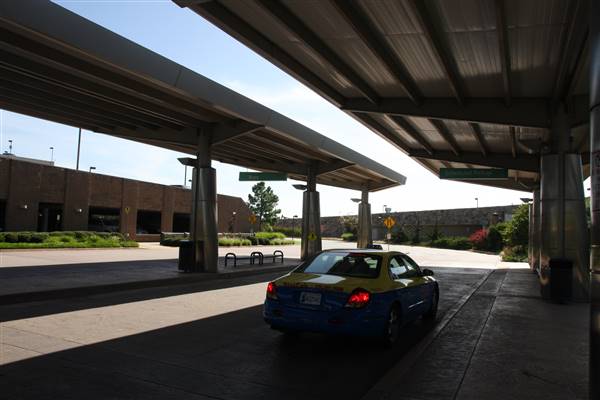 Will Rogers International Airport (7/15/2015 - Credits: Yousef Kazemi)