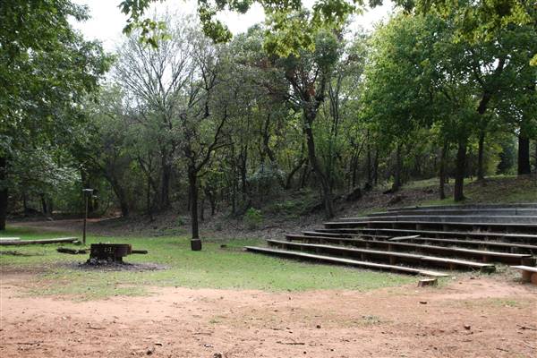 Camp DaKaNi (10/20/2017 - Credits: Christa Whetstone (intern))