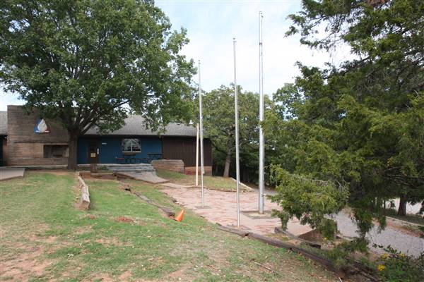 Camp DaKaNi (10/20/2017 - Credits: Christa Whetstone (intern))