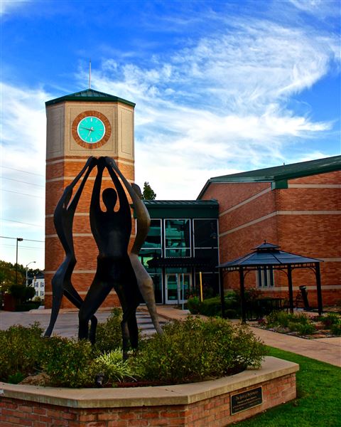 Bartlesville Library (11/22/2017 - Credits: SK Melton)