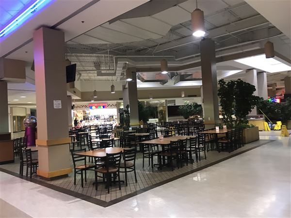 Oakwood Mall (2/16/2018 - Credits: Yousef Kazemi)
