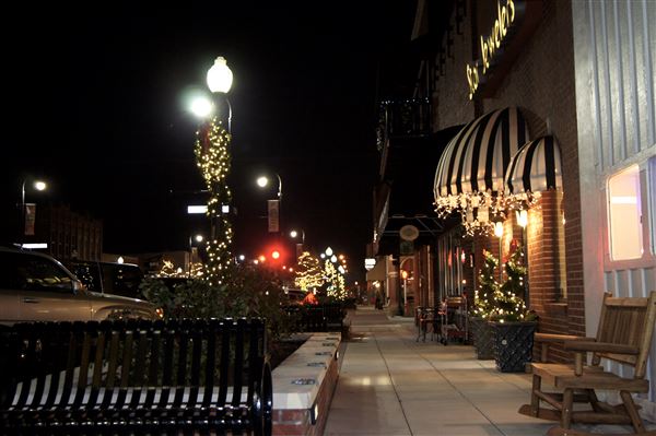 Downtown Broken Arrow (7/12/2018 - Credits: Rose District (Flickr))