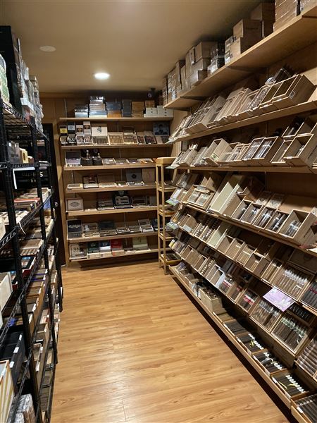 Omerta Cigar Lounge (10/9/2019 - Credits: Breanna Shellhorse (Intern))