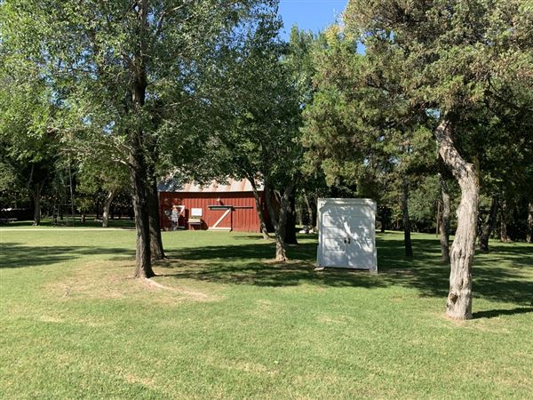 Blose Barn and Garden (9/28/2020 - Credits: Yousef Kazemi)