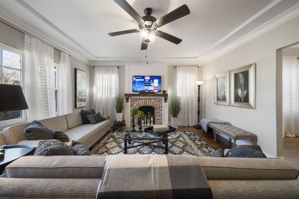 Maple Ridge- Bungalow charm/with carriage house (12/21/2020 - Credits: VAST Media)