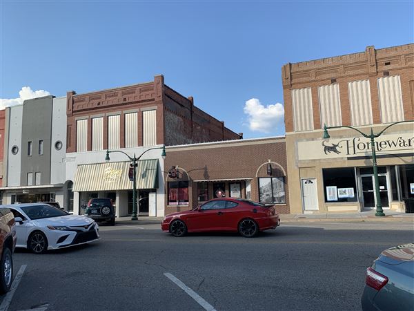 Downtown Claremore (9/18/2021 - Credits: Yousef Kazemi / OFMO)