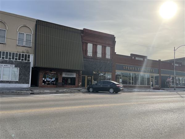 Downtown Pawnee (2/28/2022 - Credits: Yousef Kazemi / OFMO)