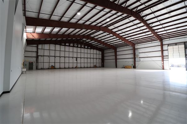 Guthrie Edmond Regional Airport - Hangar # 2 (5/10/2023 - Credits: submitted by: Robert Bartmann)