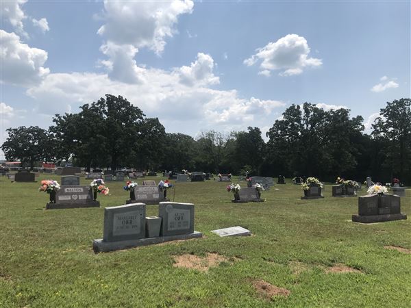 Oak Park Cemetery (8/5/2024 - Credits: Natalie Nell)