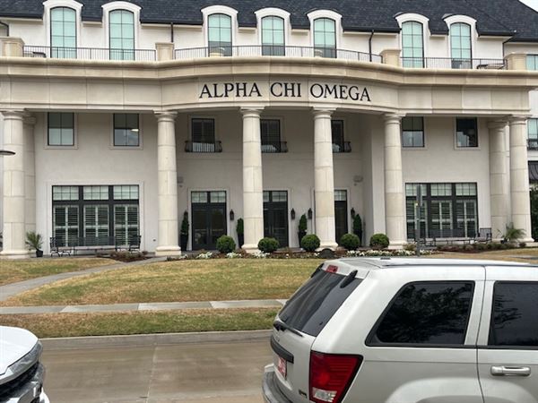 Sorority Row (Norman, OK) (4/4/2025 - Credits: OF+MO)