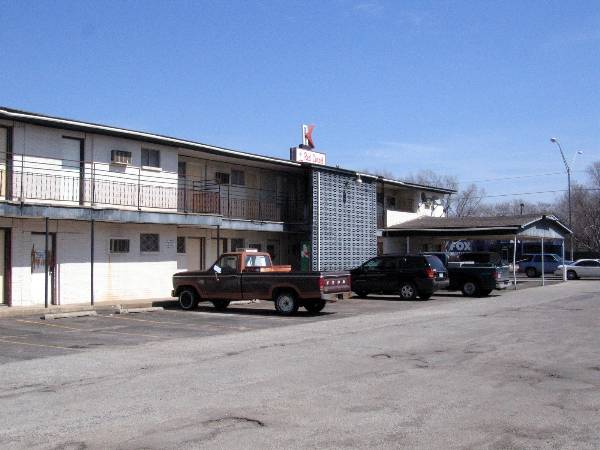 Red Carpet Motel (2/11/2009)
