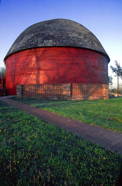 Round Barn (2/11/2009)