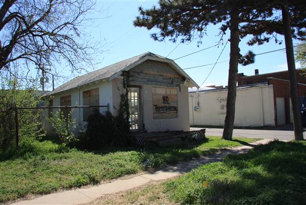 Stockyards Shelter (4/12/2010)