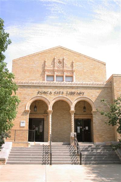 Ponca City Library (7/29/2013 - Credits: Lori Henderson)