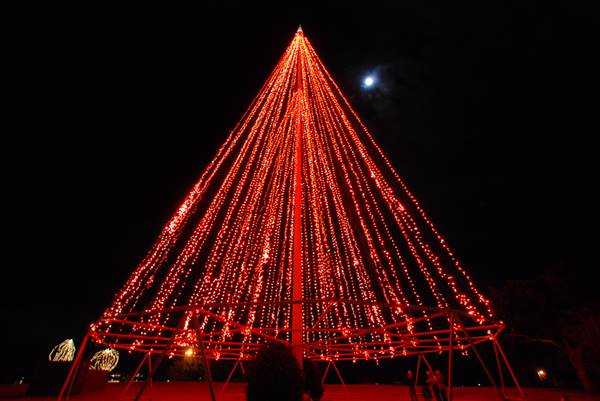 Chickasha Festival of Lights (7/18/2014 - Credits: Oklahoma Tourism - TravelOK)