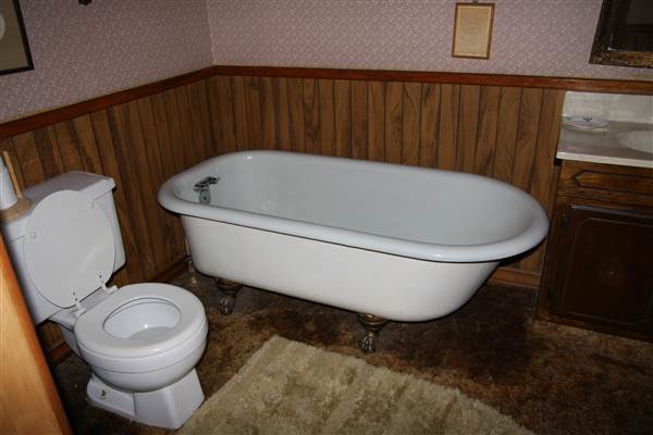 Stone Lion Inn Bed and Breakfast Guthrie (9/11/2014)