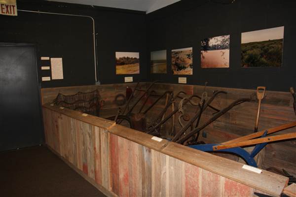 Plains Indians and Pioneers Museum (12/22/2014)