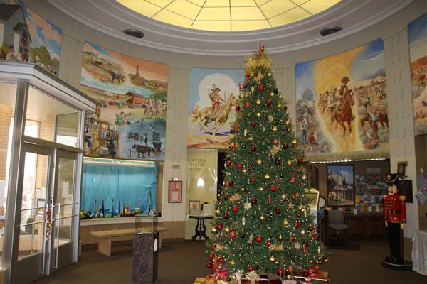 Plains Indians and Pioneers Museum (12/22/2014)