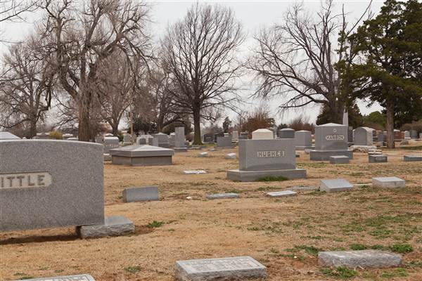 Fairlawn Cemetery (3/13/2015 - Credits: Layne Inselman)