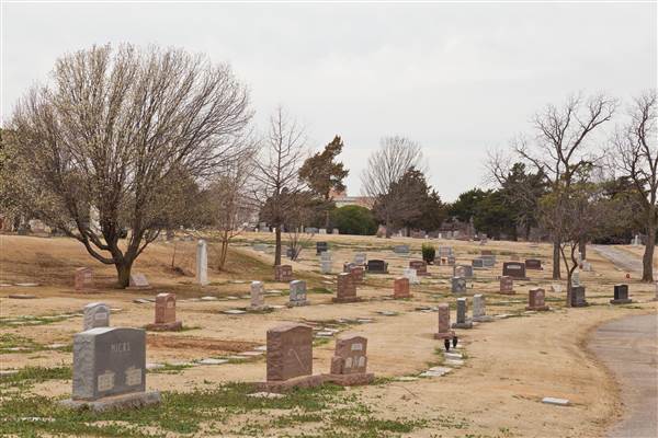 Fairlawn Cemetery (3/13/2015 - Credits: Layne Inselman)