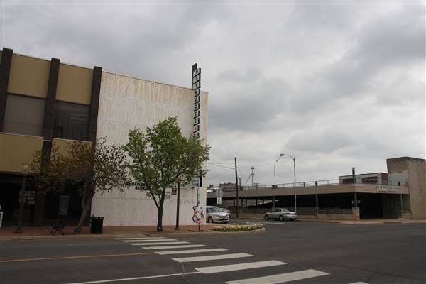 Downtown Muskogee (4/2/2015 - Credits: Yousef Kazemi)