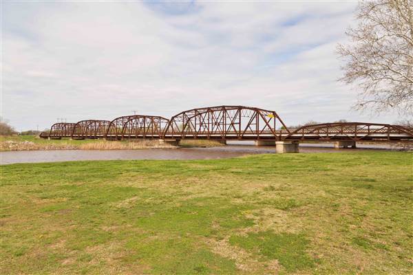 Lake Overholser (4/16/2015 - Credits: Layne Inselman)