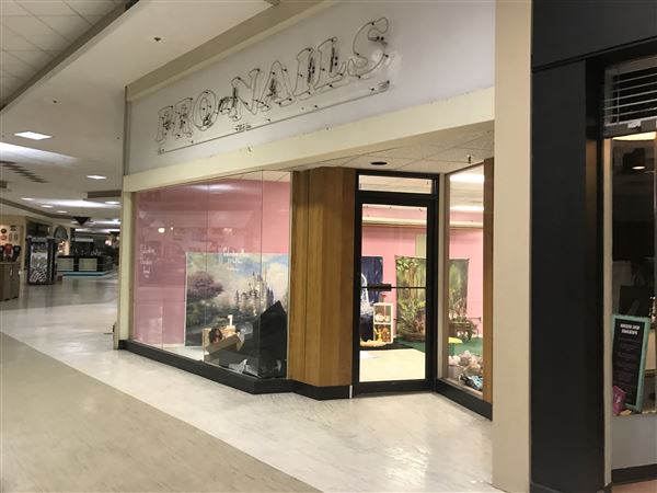 Oakwood Mall (2/16/2018 - Credits: Yousef Kazemi)