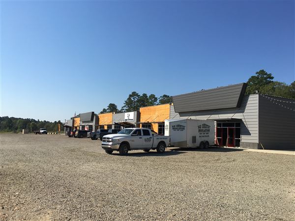 The Shoppes at Eagle Ridge - Large Shopping Center (9/4/2019 - Credits: Charity O'Donnell)