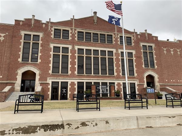 El Reno High School - East Entrance to Main High School Campus Building (10/30/2019 - Credits: Breanna Shellhorse (Intern))