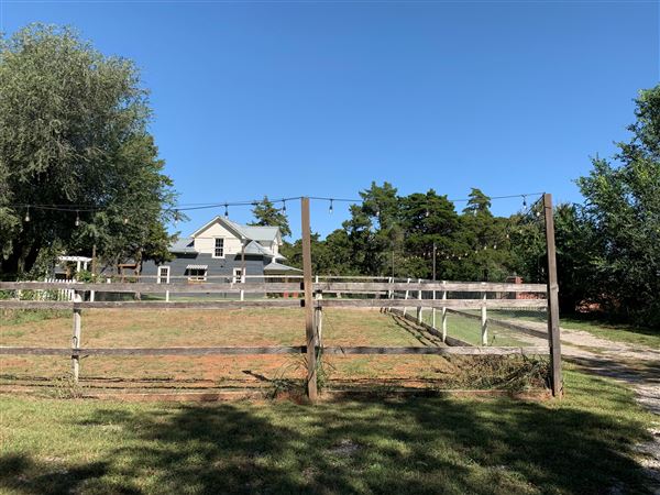 Blose Barn and Garden (9/28/2020 - Credits: Yousef Kazemi)