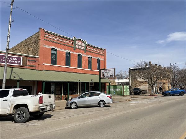 Downtown Pawnee (2/28/2022 - Credits: Yousef Kazemi / OFMO)