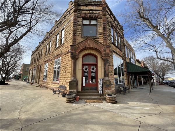 Downtown Pawnee (2/28/2022 - Credits: Yousef Kazemi / OFMO)